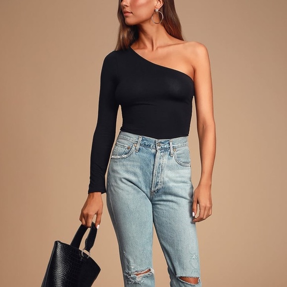 Off Shoulder Top - Picture 2 of 7